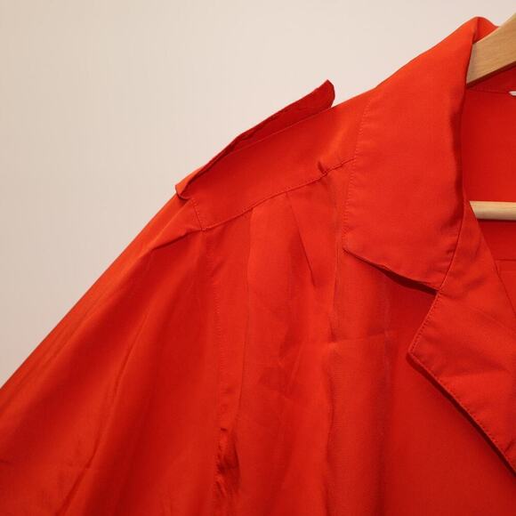 Sheridan Square Red Blouse Shoulder Tabs Short Sleeves Button Front Size 16 - Picture 5 of 13